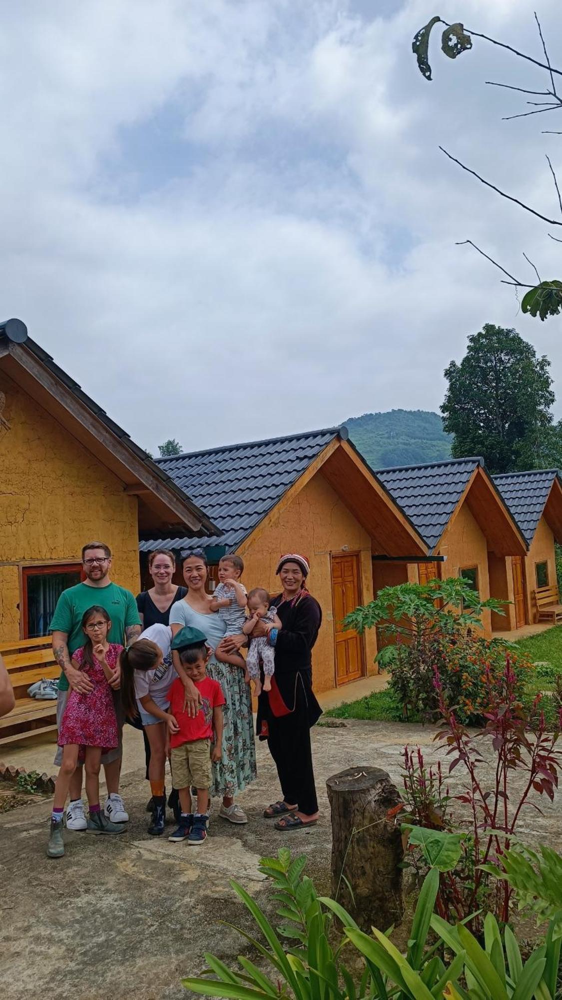 Hong Thu Homestay & Bungalow Quan Ba Exteriör bild